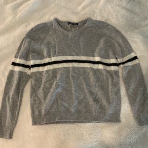 brandy melville sweater🩶